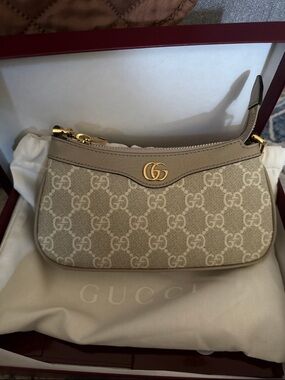 Gucci Beige GG ophidia mini Bag with Gold Hardware brand new .. got for 923